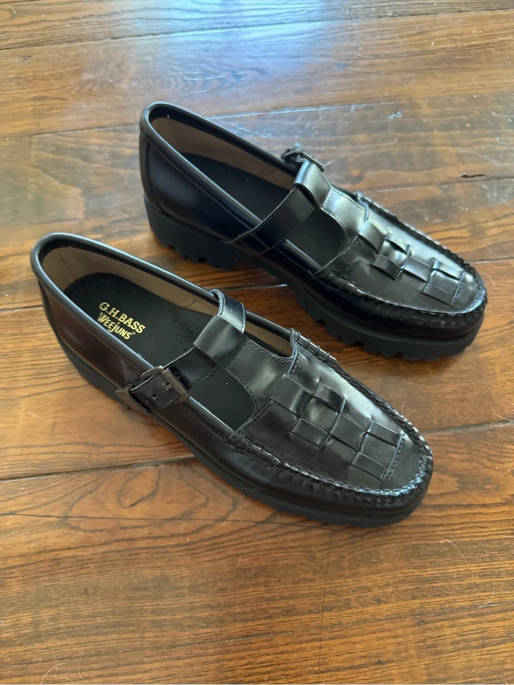G.H. Bass & Co. Black Mary Jane Fisherman Super Lug Mary Jane Loafers - Picture 2 of 9